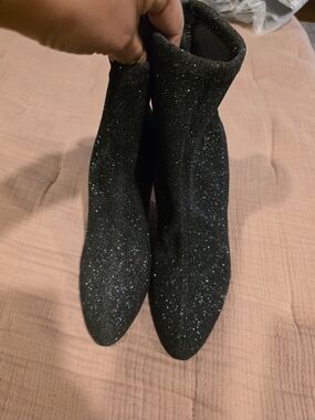 Vero Cuoio Black Glitter Sock Booties - Pointed Toe